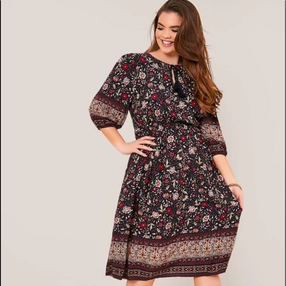 Plus Tie Neck Floral & Tribal Print Dress 3XL
